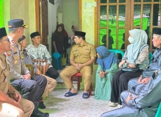 Plt Bupati Rejang Lebong Sambangi Keluarga Korban Kecelakaan Maut di Bangka Tengah
